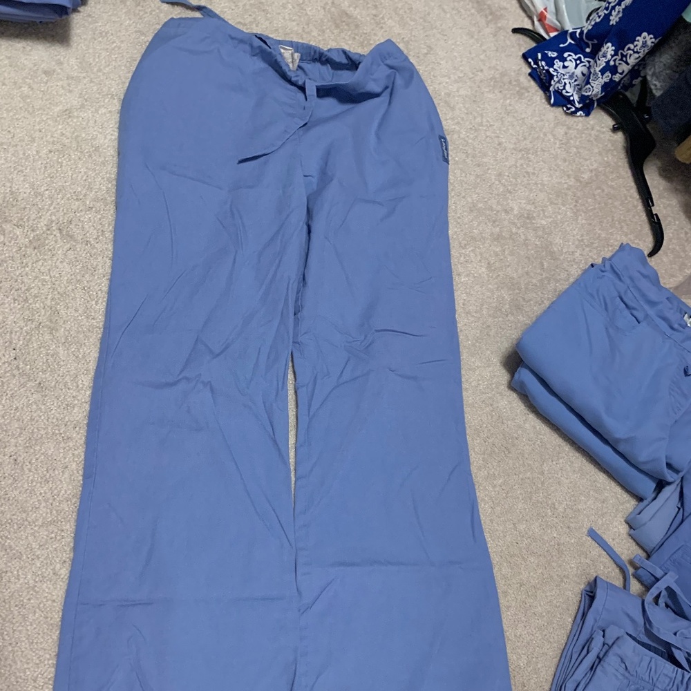 Landau scrub pants XS slight flare